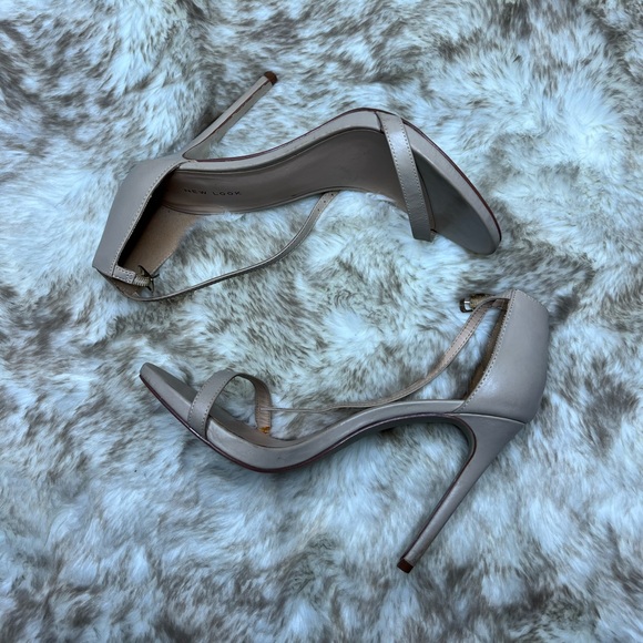 New Look Beige Stiletto Strappy Open Toe Heels, sz. 10 - Picture 2 of 6